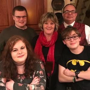 Meet your Posher, Ellen